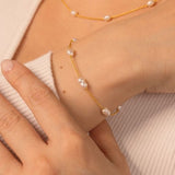 White Multi Pearl Bracelet - Livetta - Bracelet