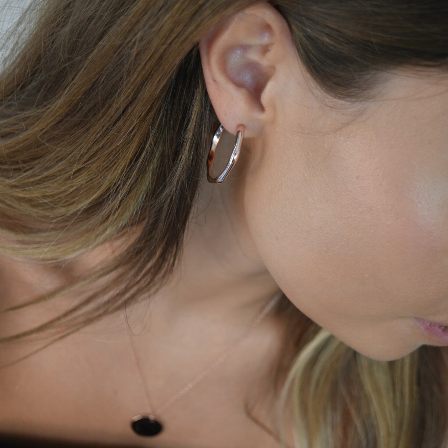 Rose gold Angled Hoop Earrings - Livetta