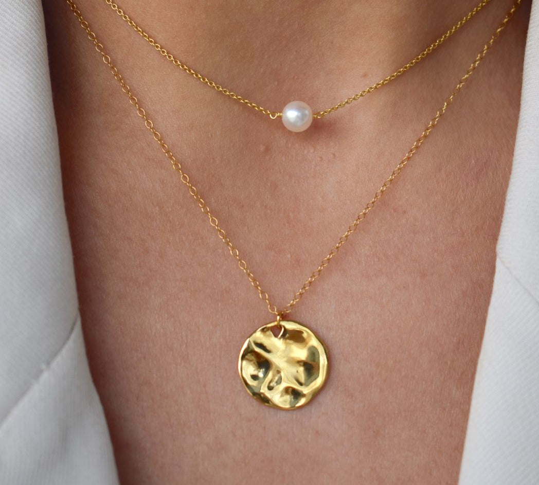 gold hammered pendant and single pearl chain