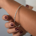 Silver hammered bangle Livetta