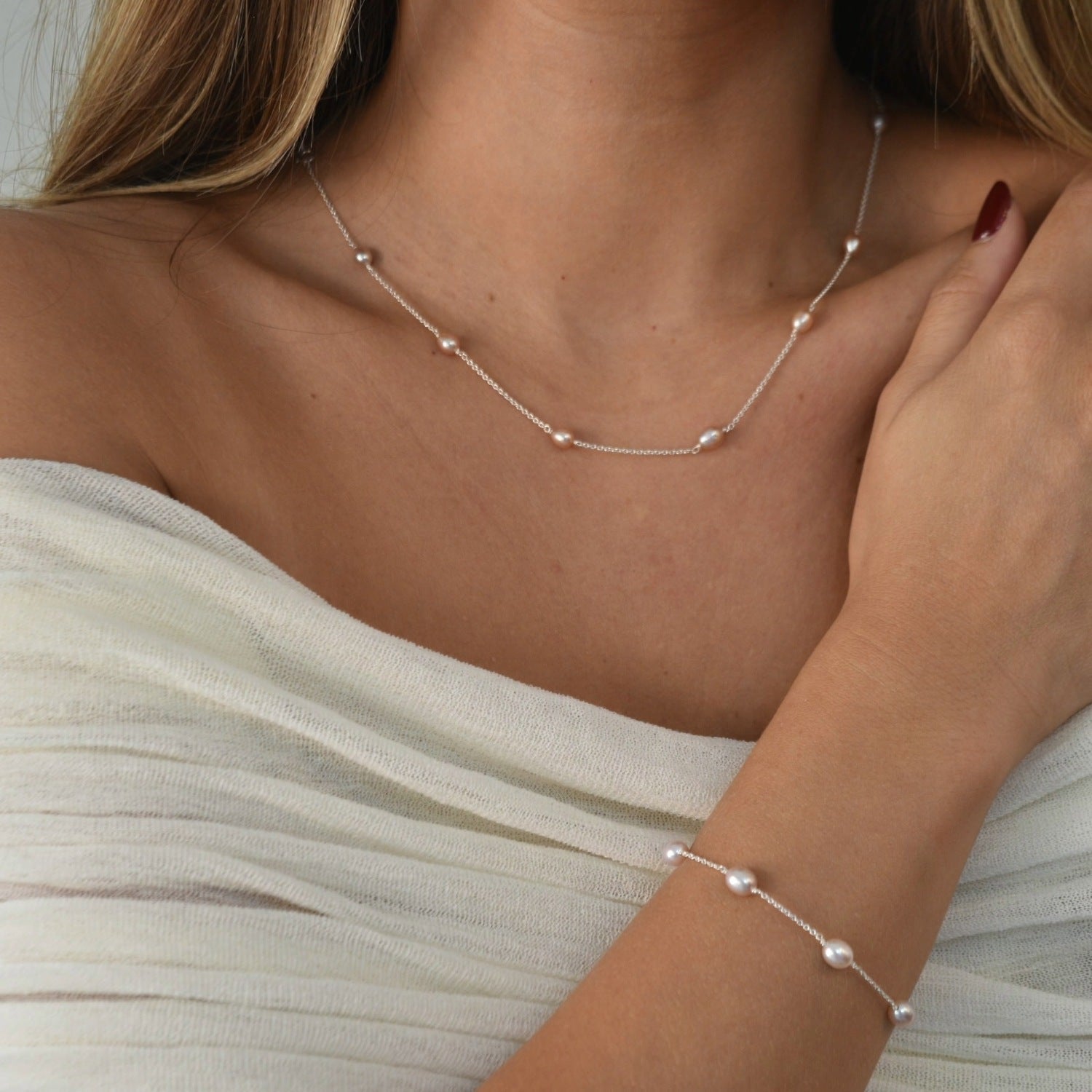 Pink Multi Pearl Necklace - Livetta - 