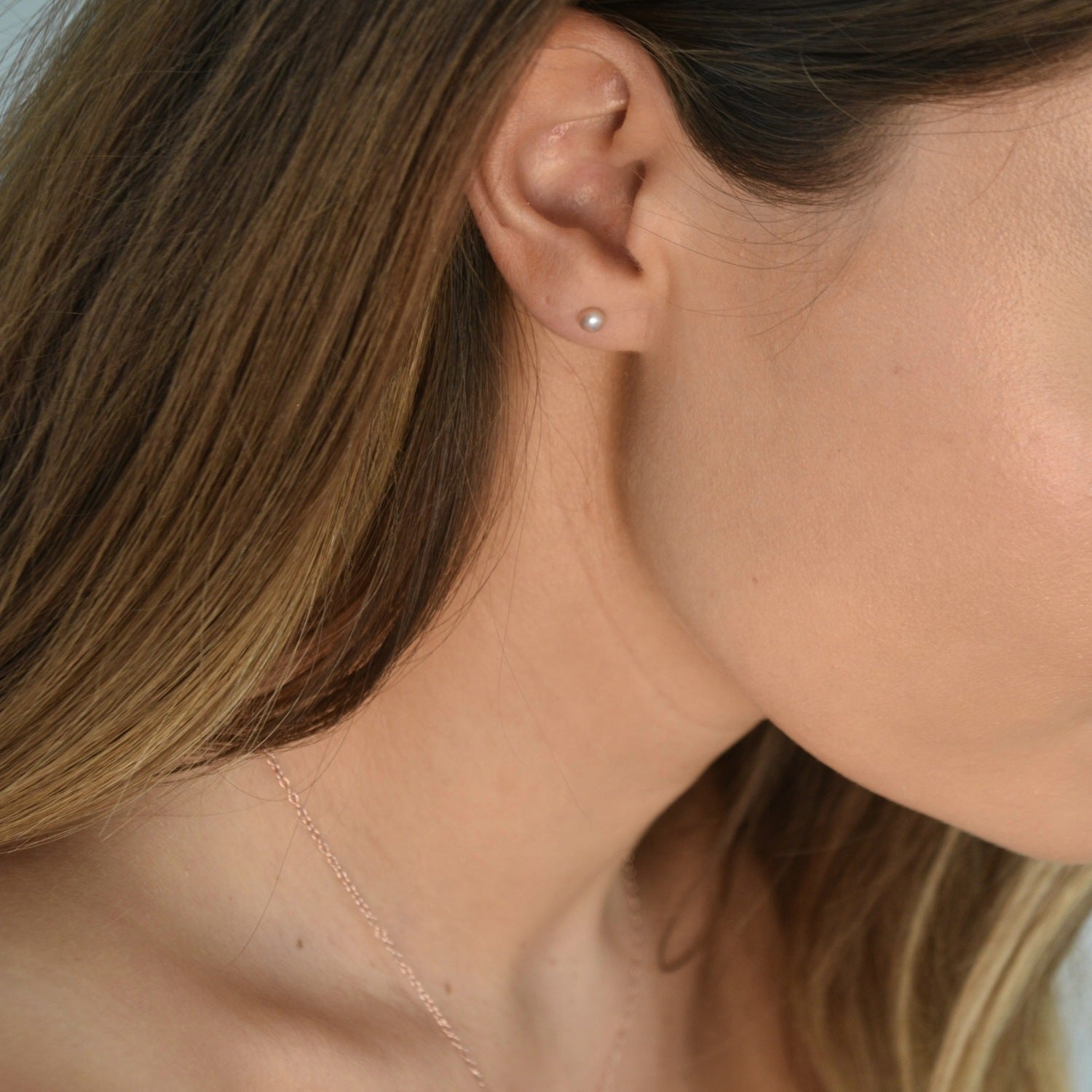 Pink Pearl Stud Earrings - Livetta - 