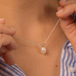 White Gold Drop Pearl Necklace - Livetta - 