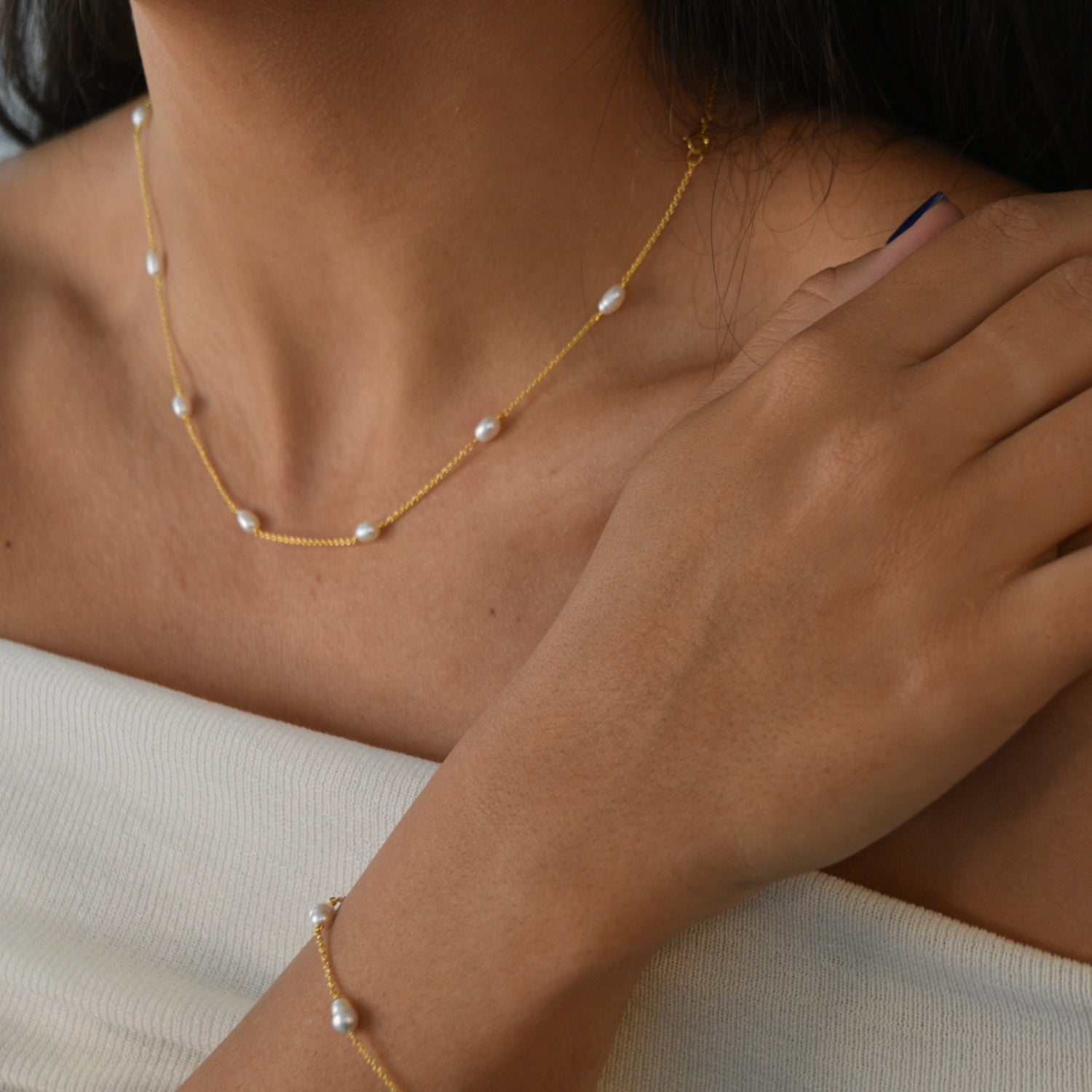 White Multi Pearl Necklace - Livetta - 